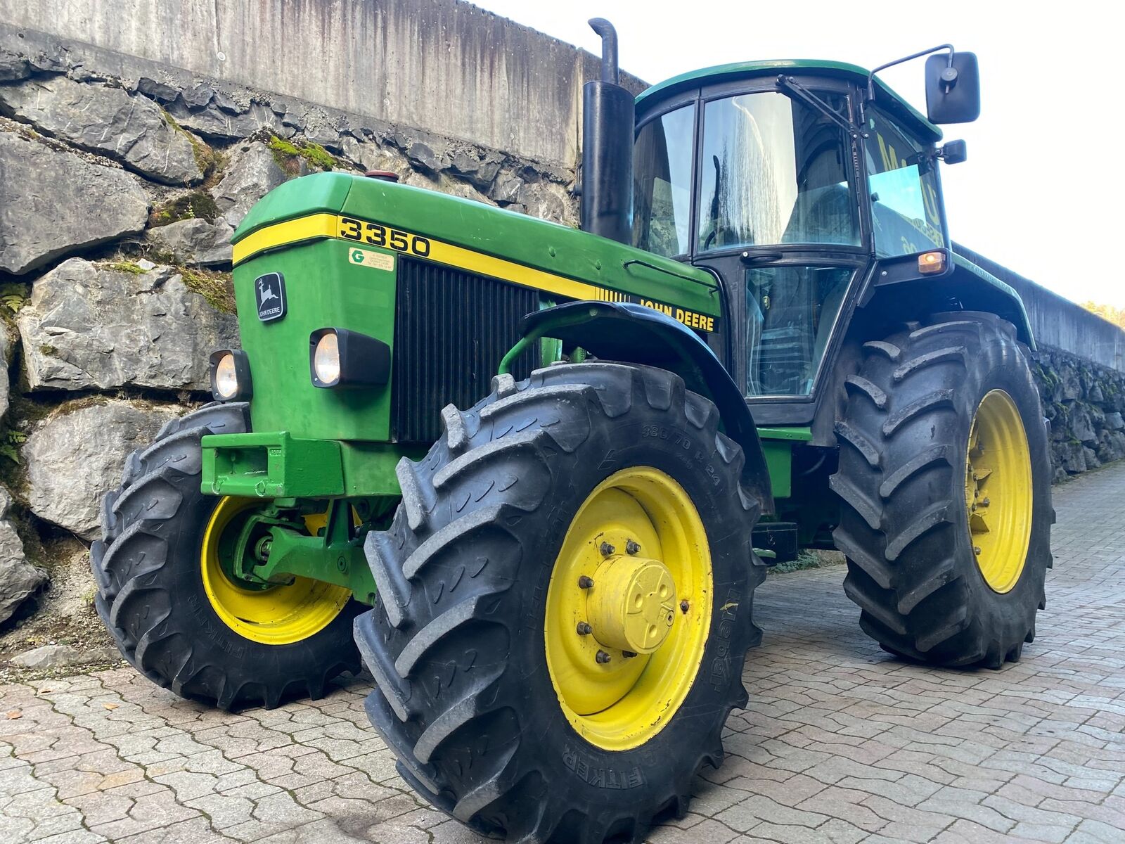 John Deere 3350 Turbo wheel tractor for sale Hungary Budapest, YM31608
